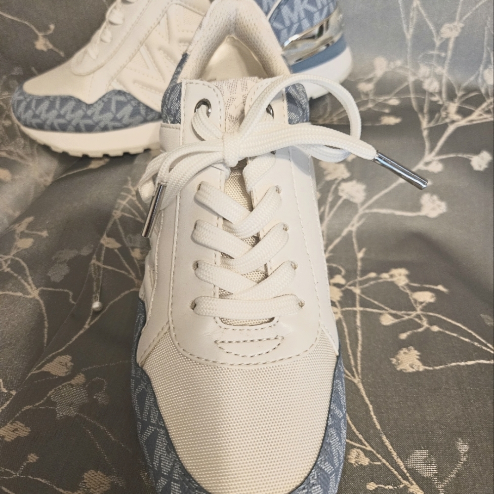 NWOT Michael Kors Tennis Shoes Size 5.5 M